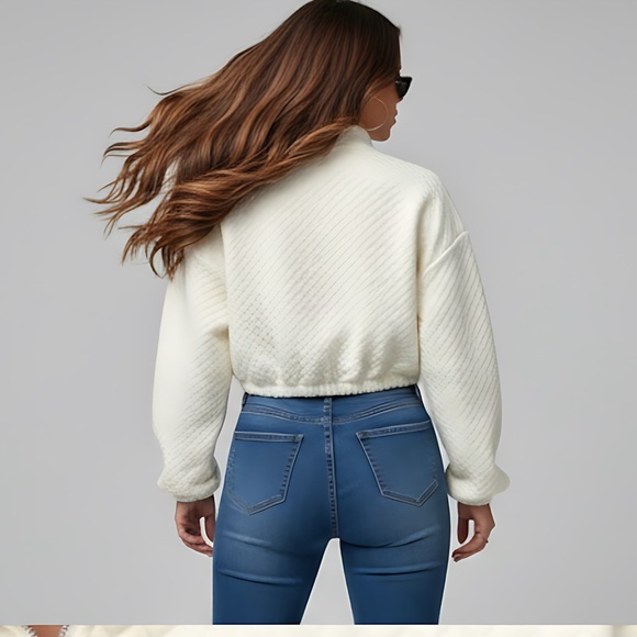 Flap Pocket Drop Shoulder Zip Up Crop Jacket - Picture 6 of 10